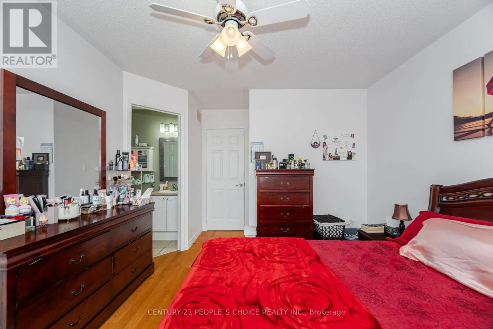 7055 FAIRMEADOW CRESCENT