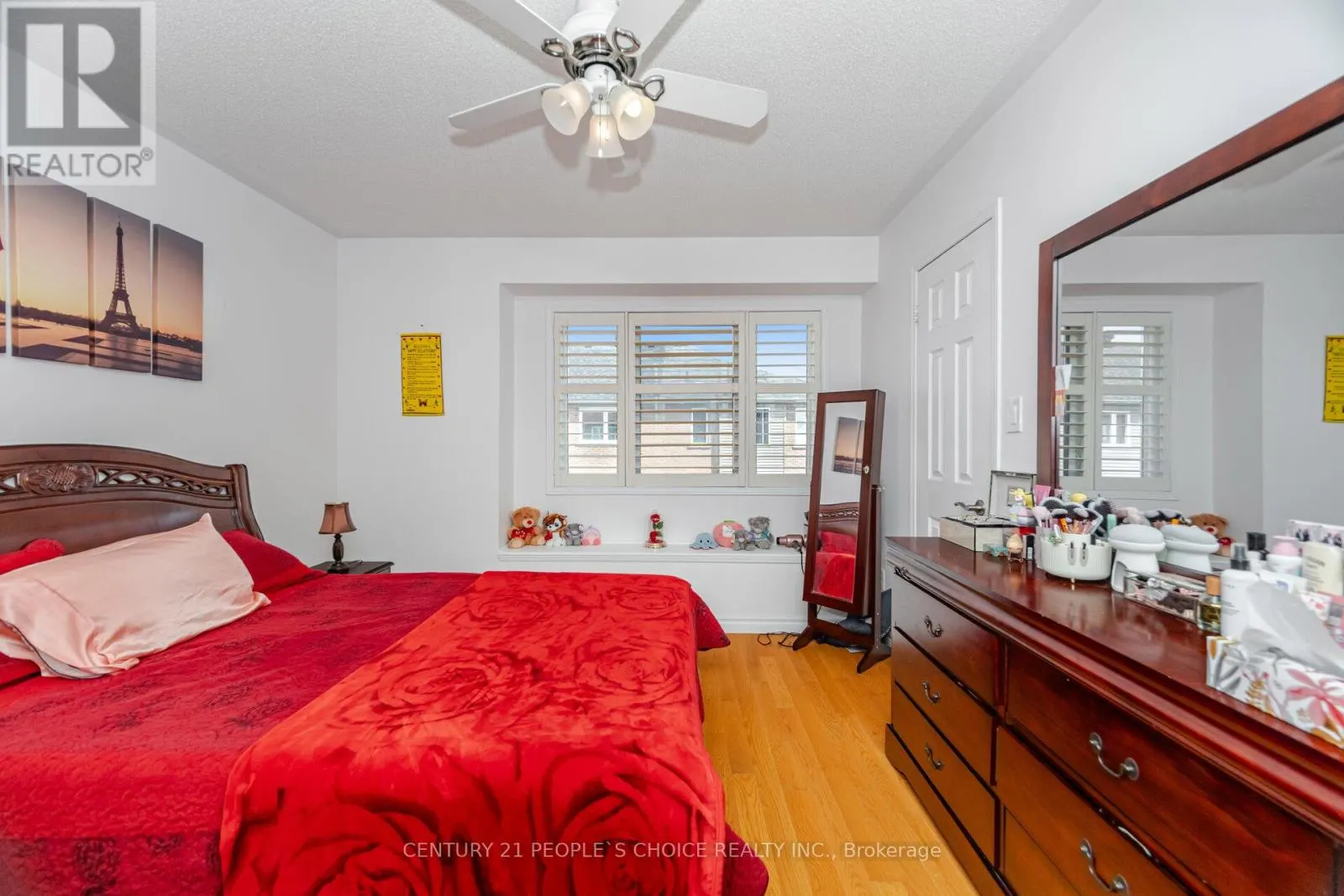 7055 FAIRMEADOW CRESCENT