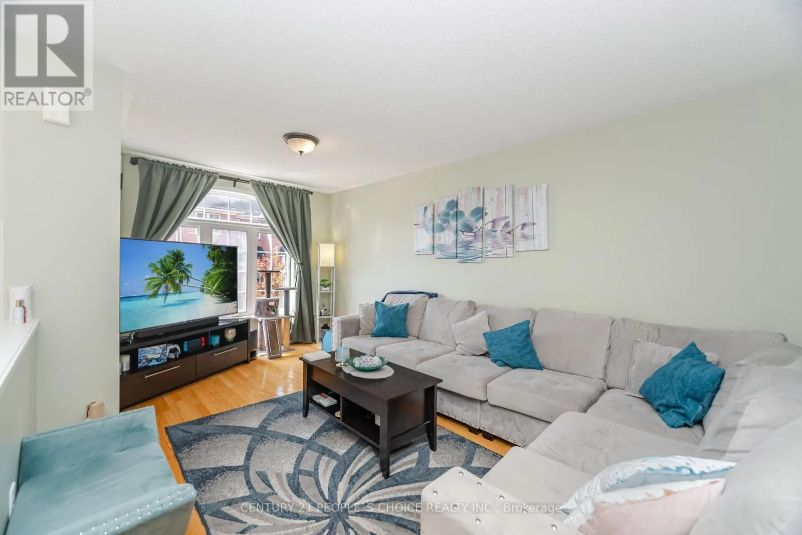 7055 FAIRMEADOW CRESCENT