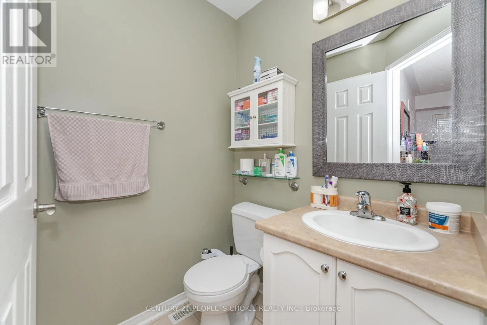 7055 FAIRMEADOW CRESCENT