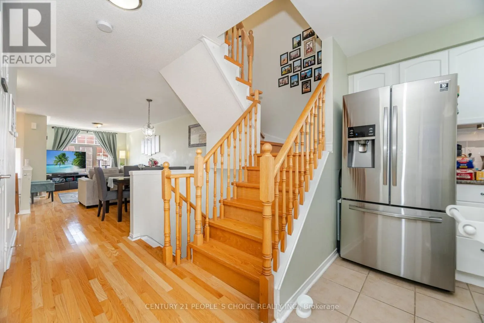 7055 FAIRMEADOW CRESCENT