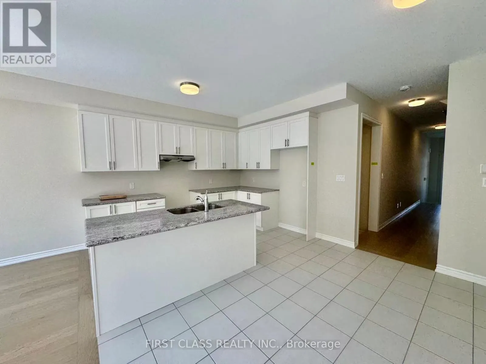 1199 DARTMOUTH CRESCENT