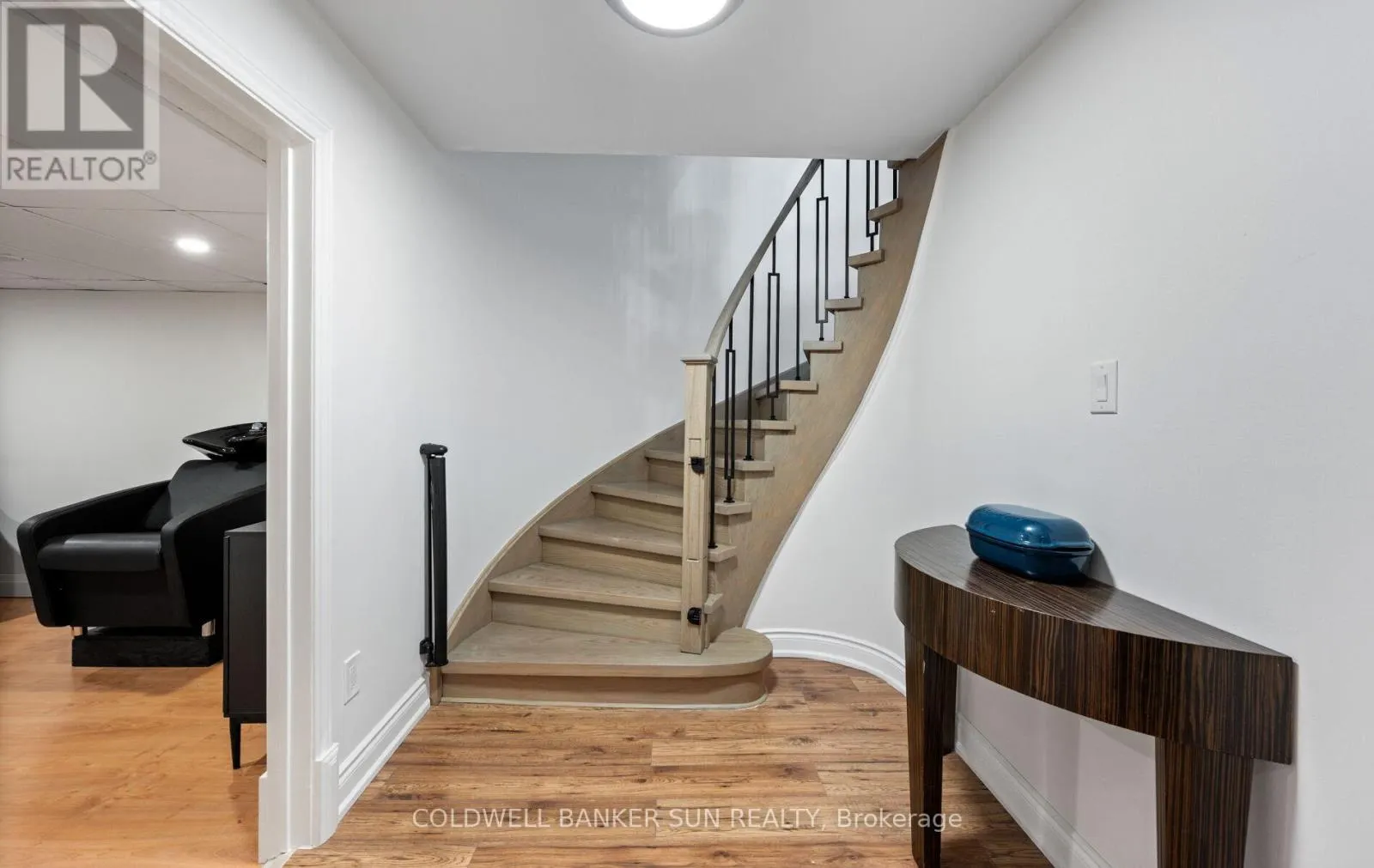13 RUSTIC WAY