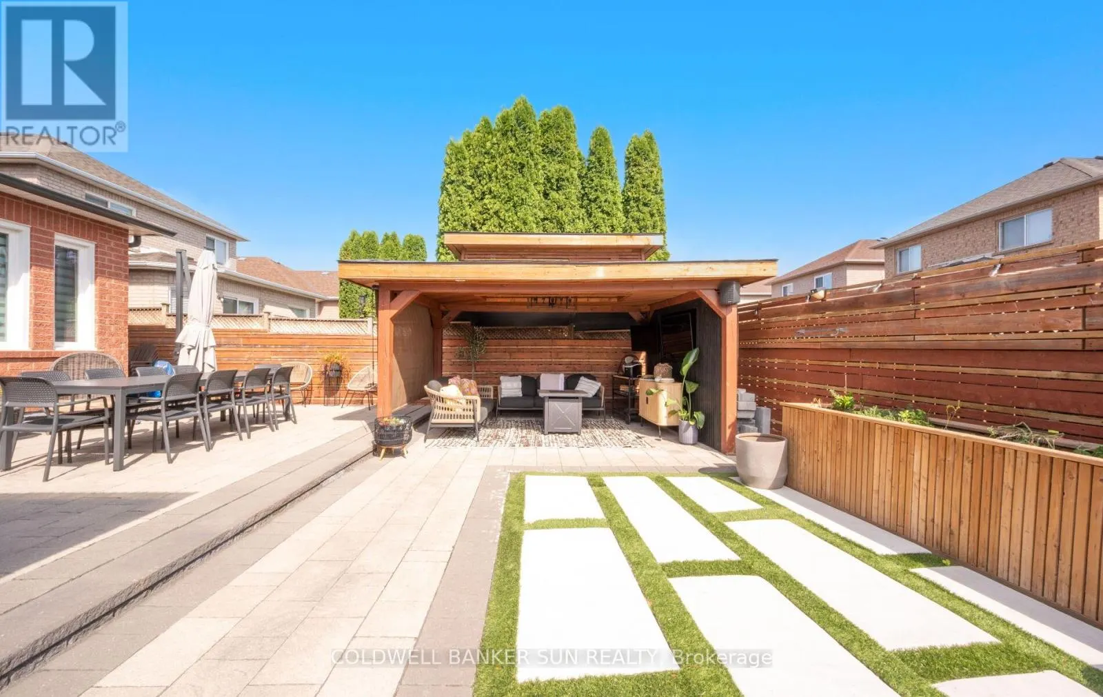 13 RUSTIC WAY