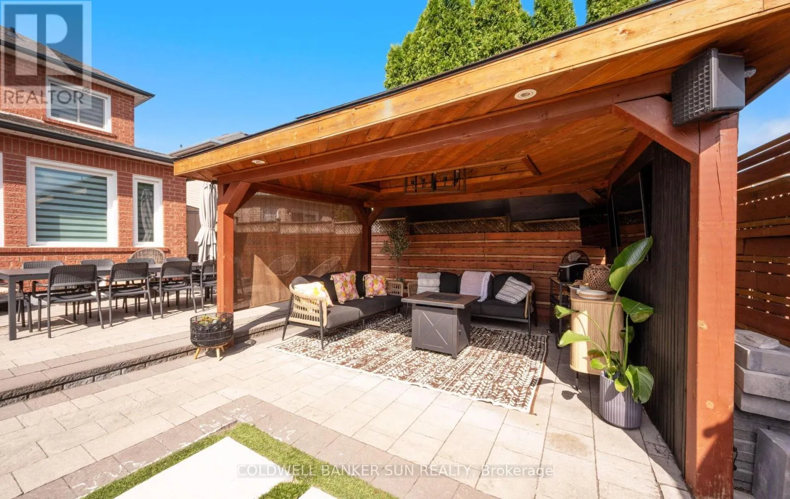 13 RUSTIC WAY