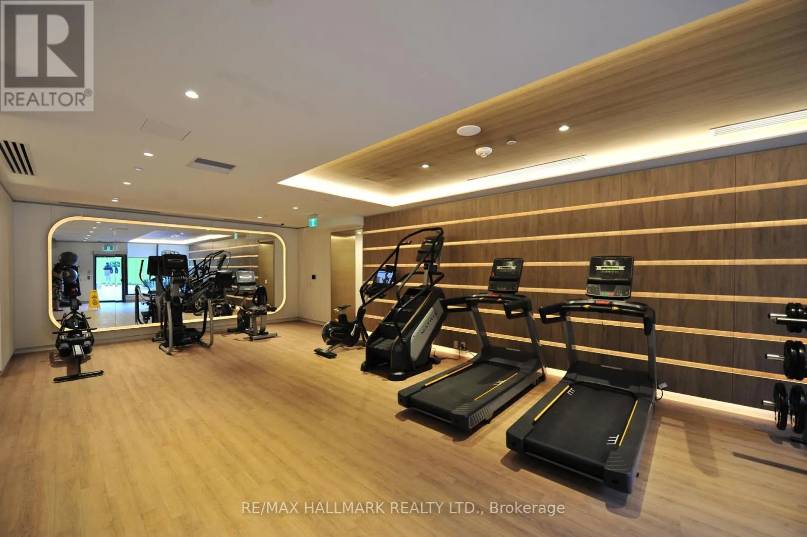 1112 - 1100 SHEPPARD AVENUE W