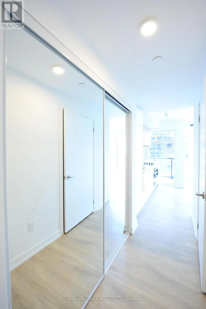 1112 - 1100 SHEPPARD AVENUE W