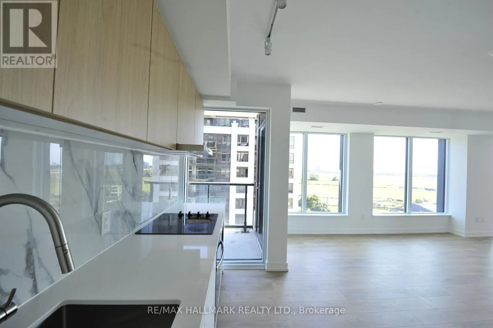 1112 - 1100 SHEPPARD AVENUE W