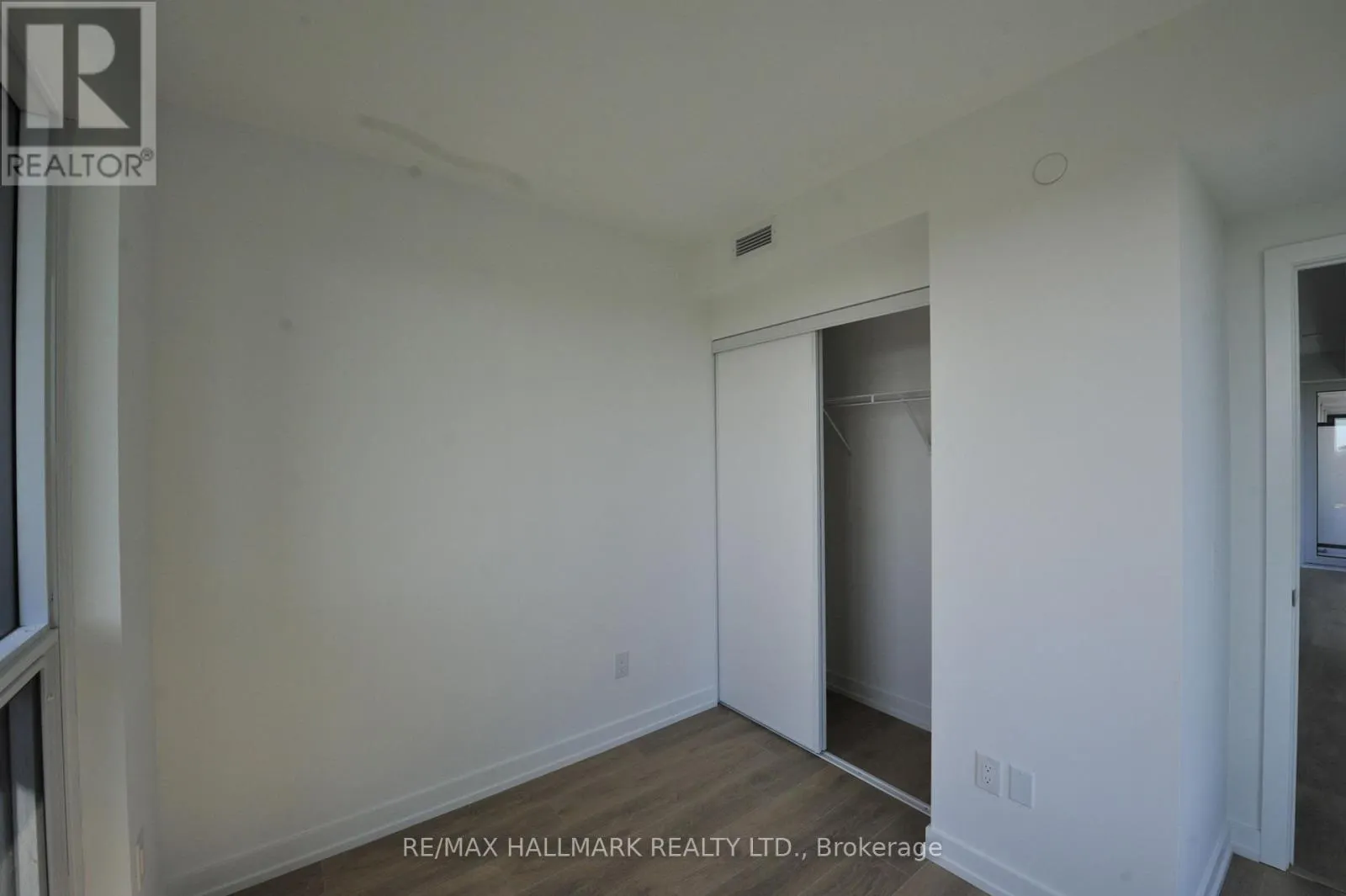 1112 - 1100 SHEPPARD AVENUE W