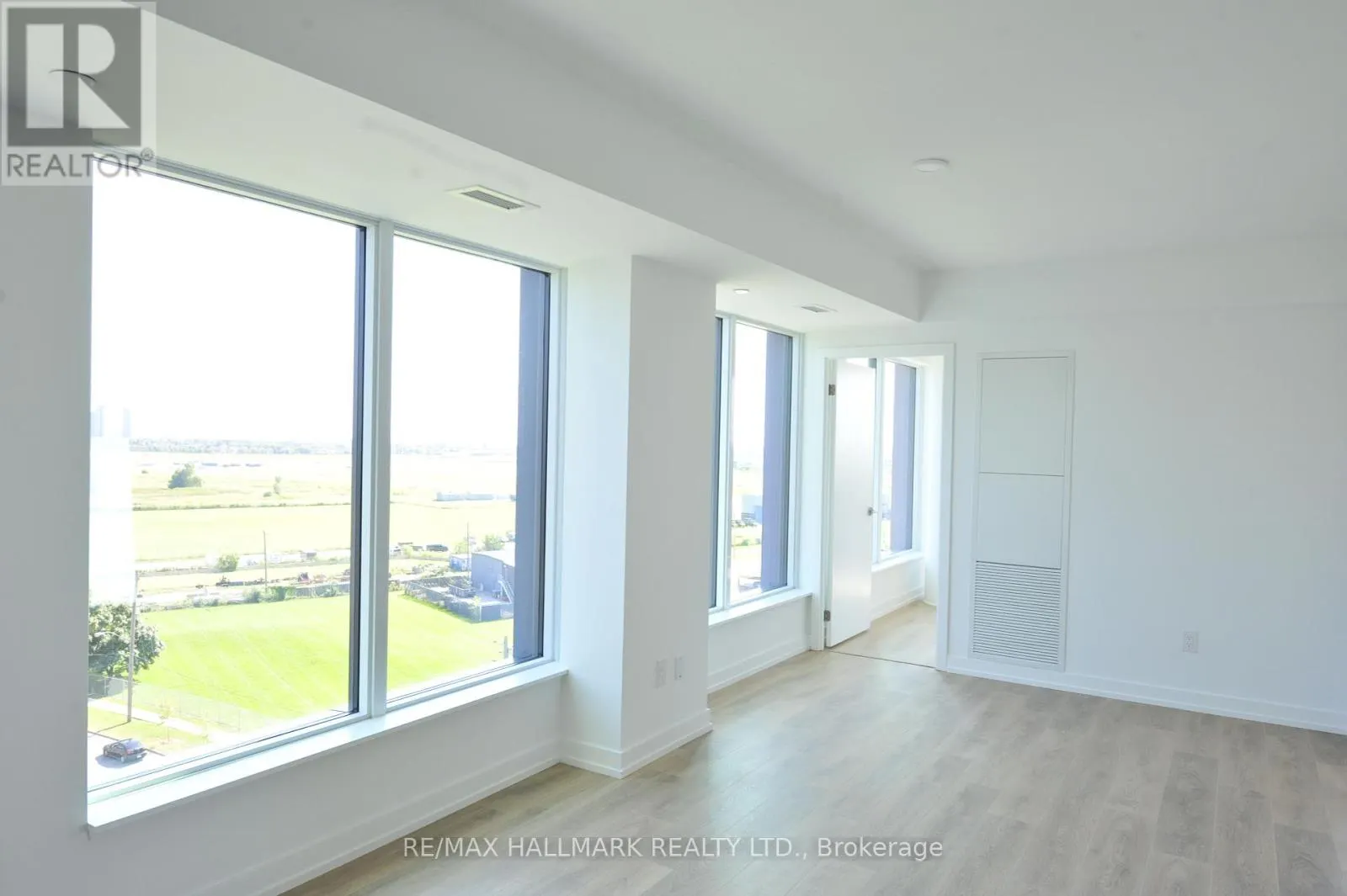 1112 - 1100 SHEPPARD AVENUE W
