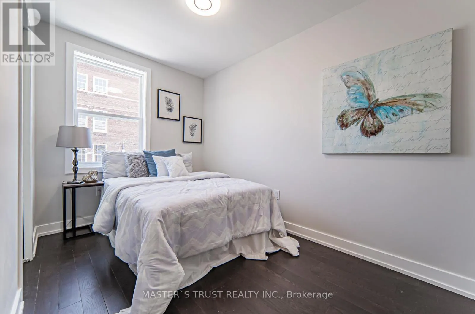 613 OLD WESTON ROAD S