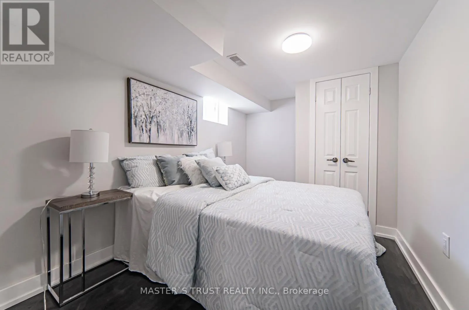 613 OLD WESTON ROAD S