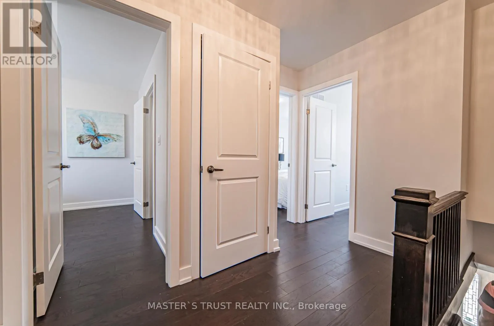 613 OLD WESTON ROAD S
