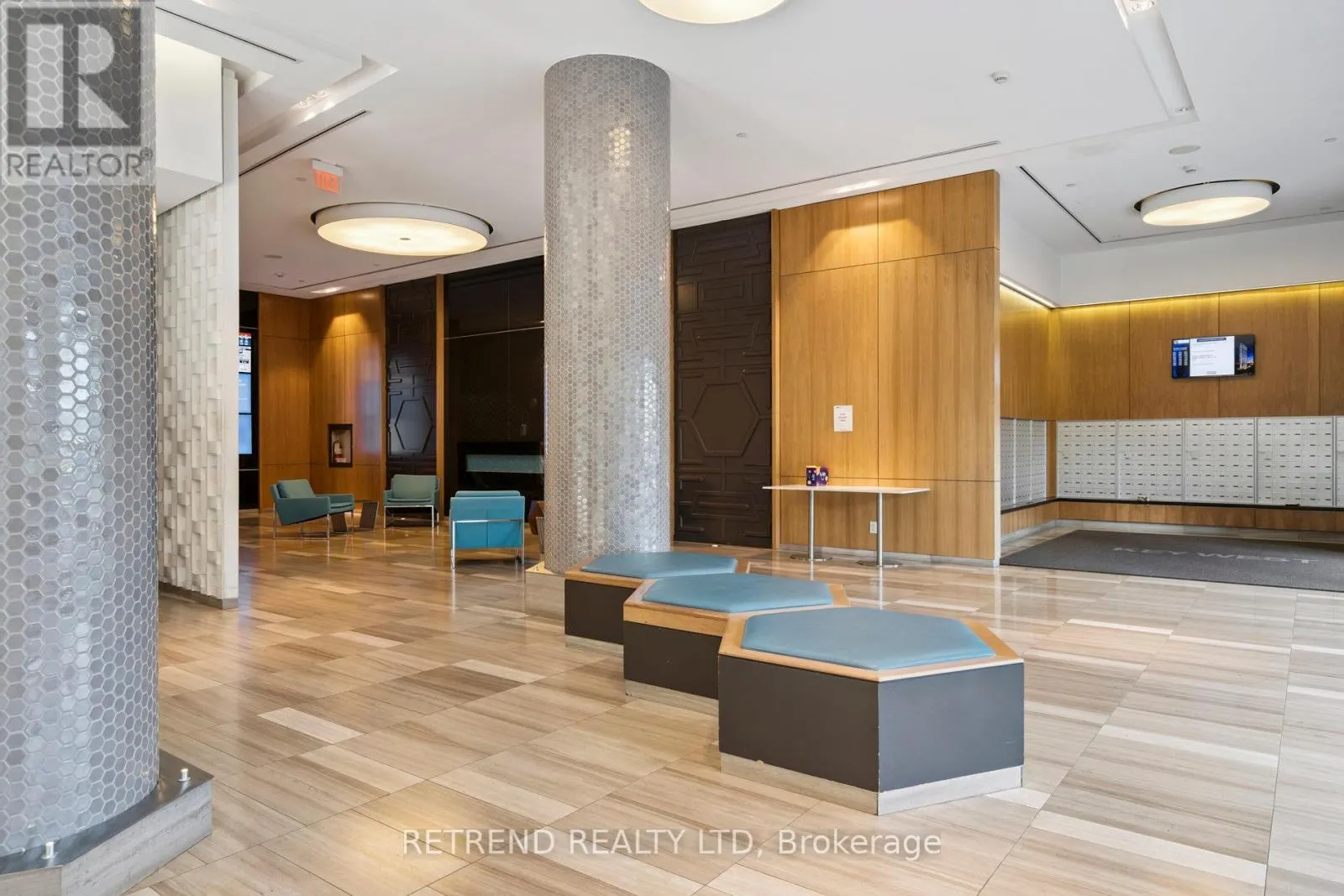 2403 - 36 PARK LAWN ROAD