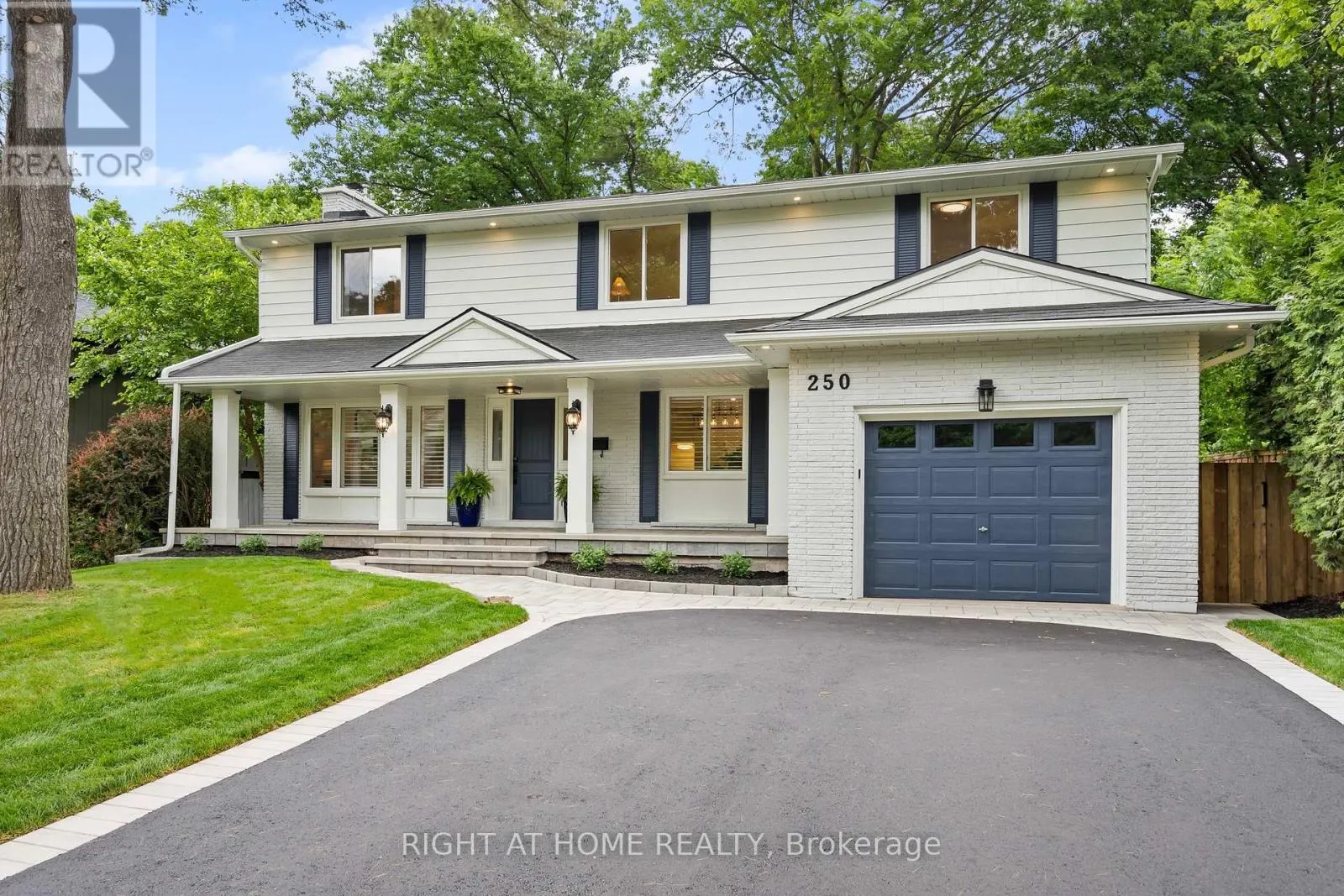 250 LINWOOD CRESCENT