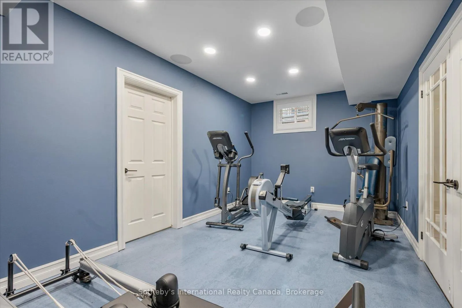 4169 LAKESHORE ROAD