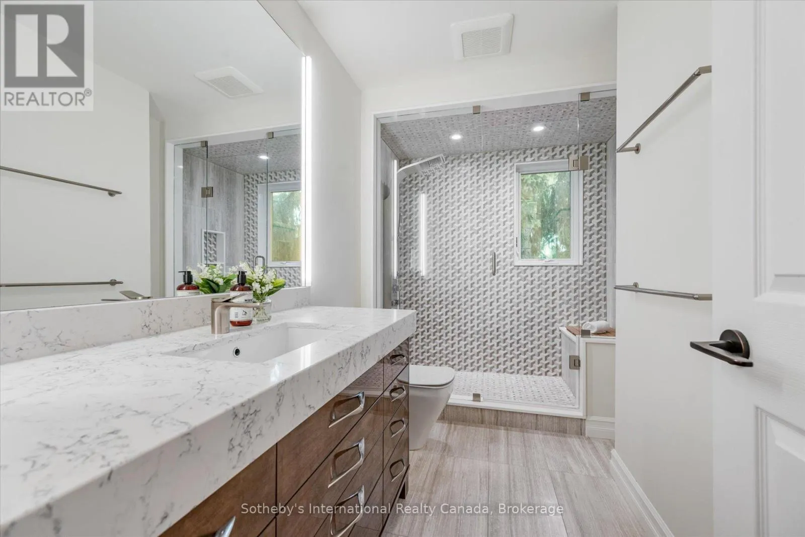 4169 LAKESHORE ROAD