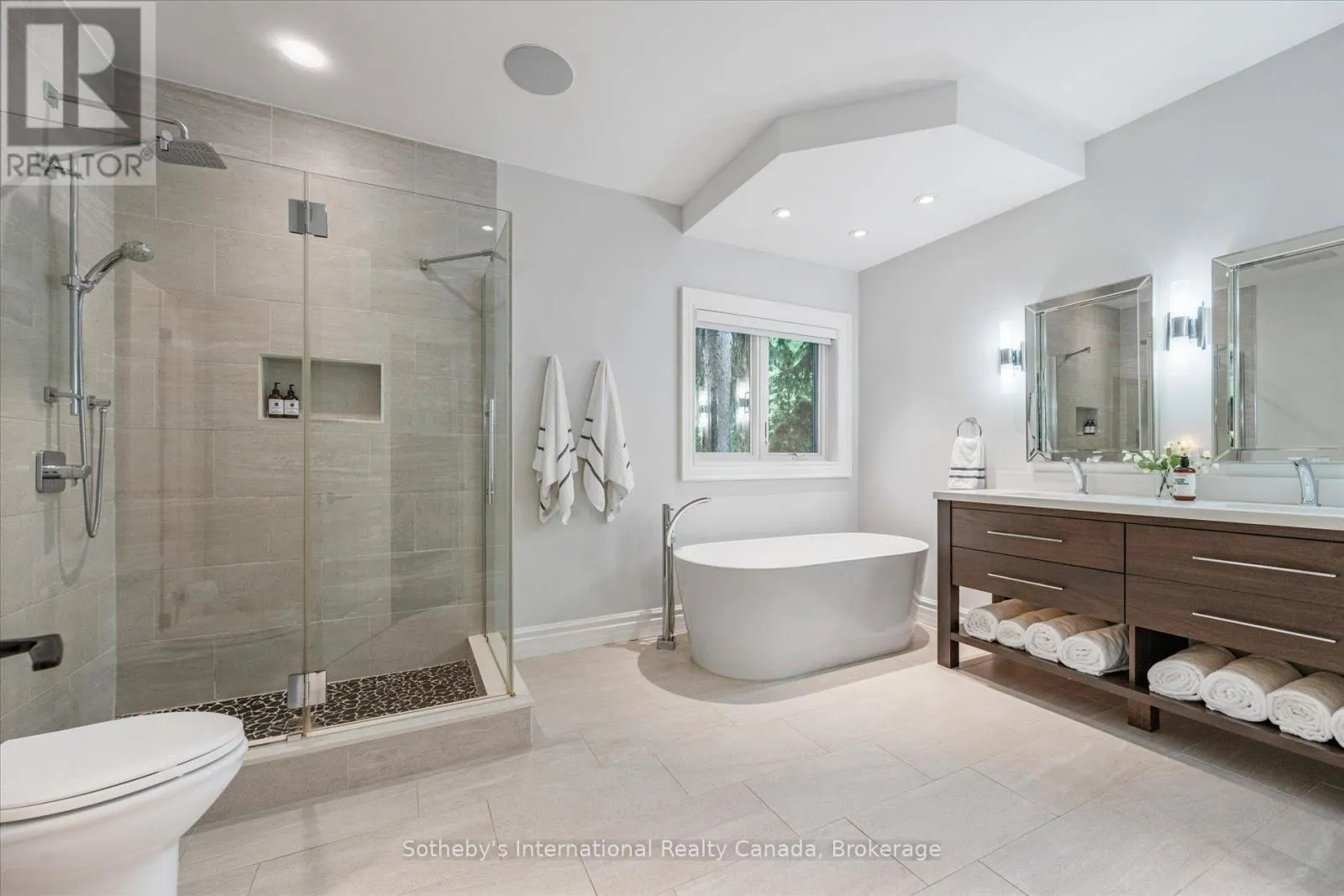 4169 LAKESHORE ROAD
