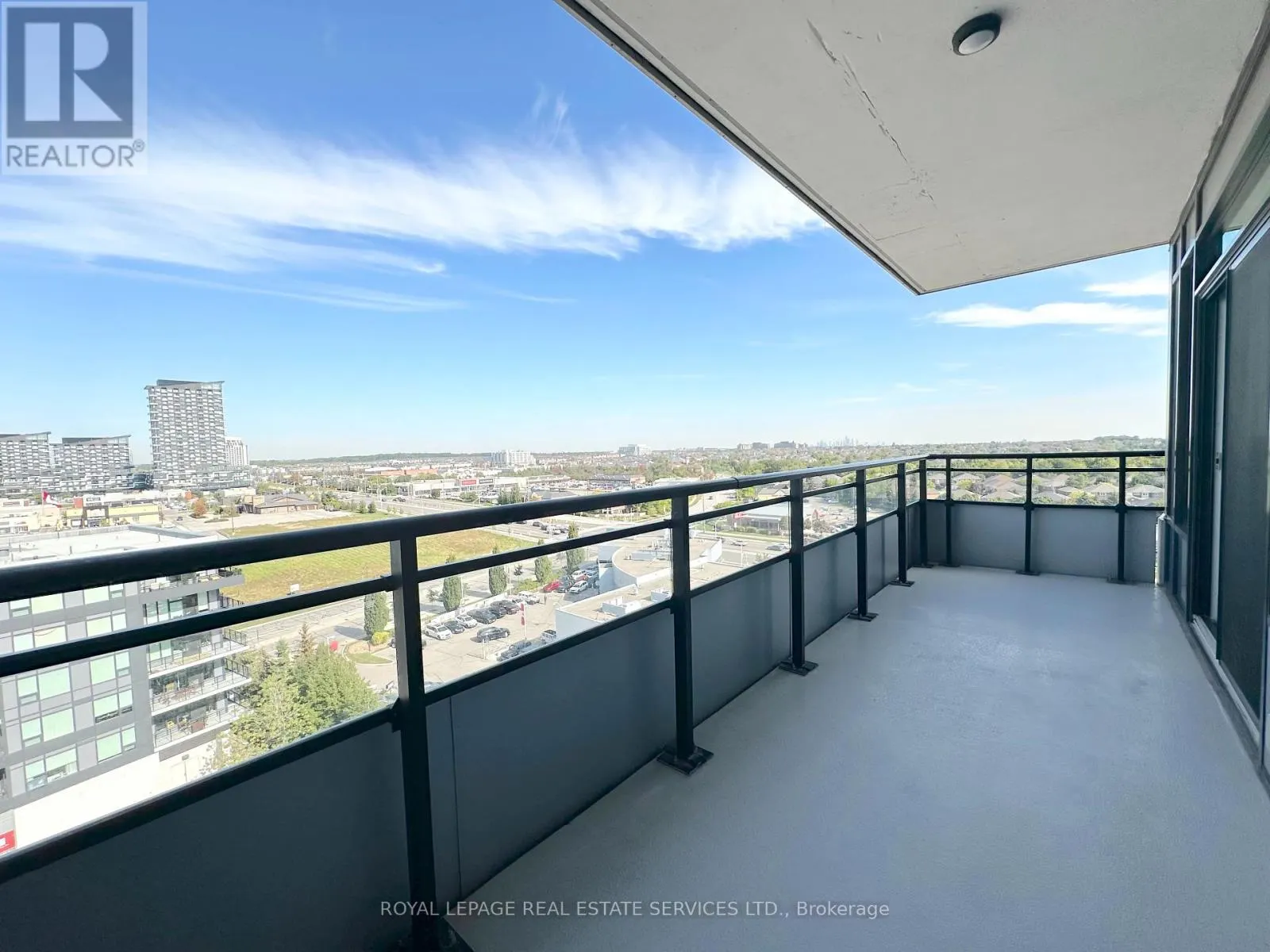 1005 - 2333 TAUNTON ROAD