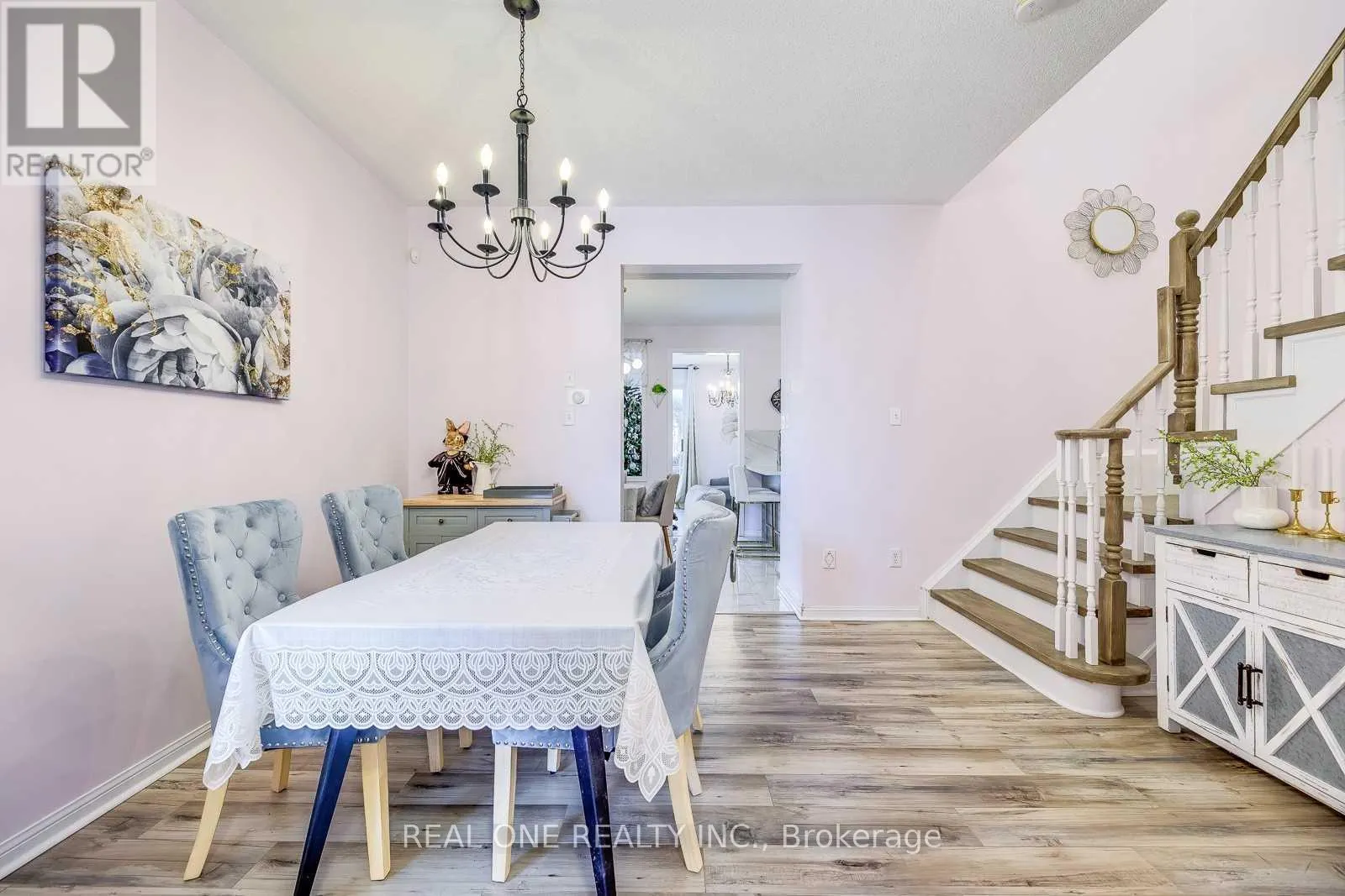 1342 WEIR CHASE
