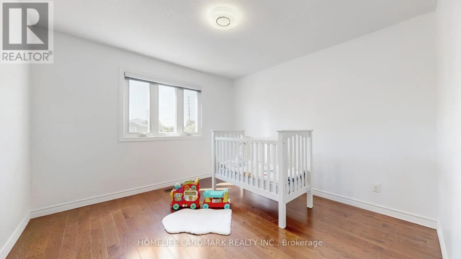 373 KINGSBRIDGE GARDEN CIRCLE