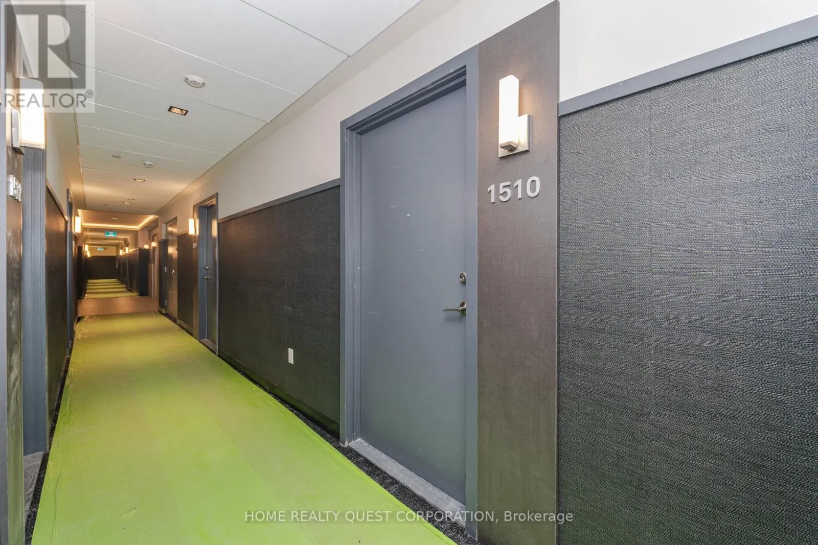1510 - 2485 EGLINTON AVENUE W
