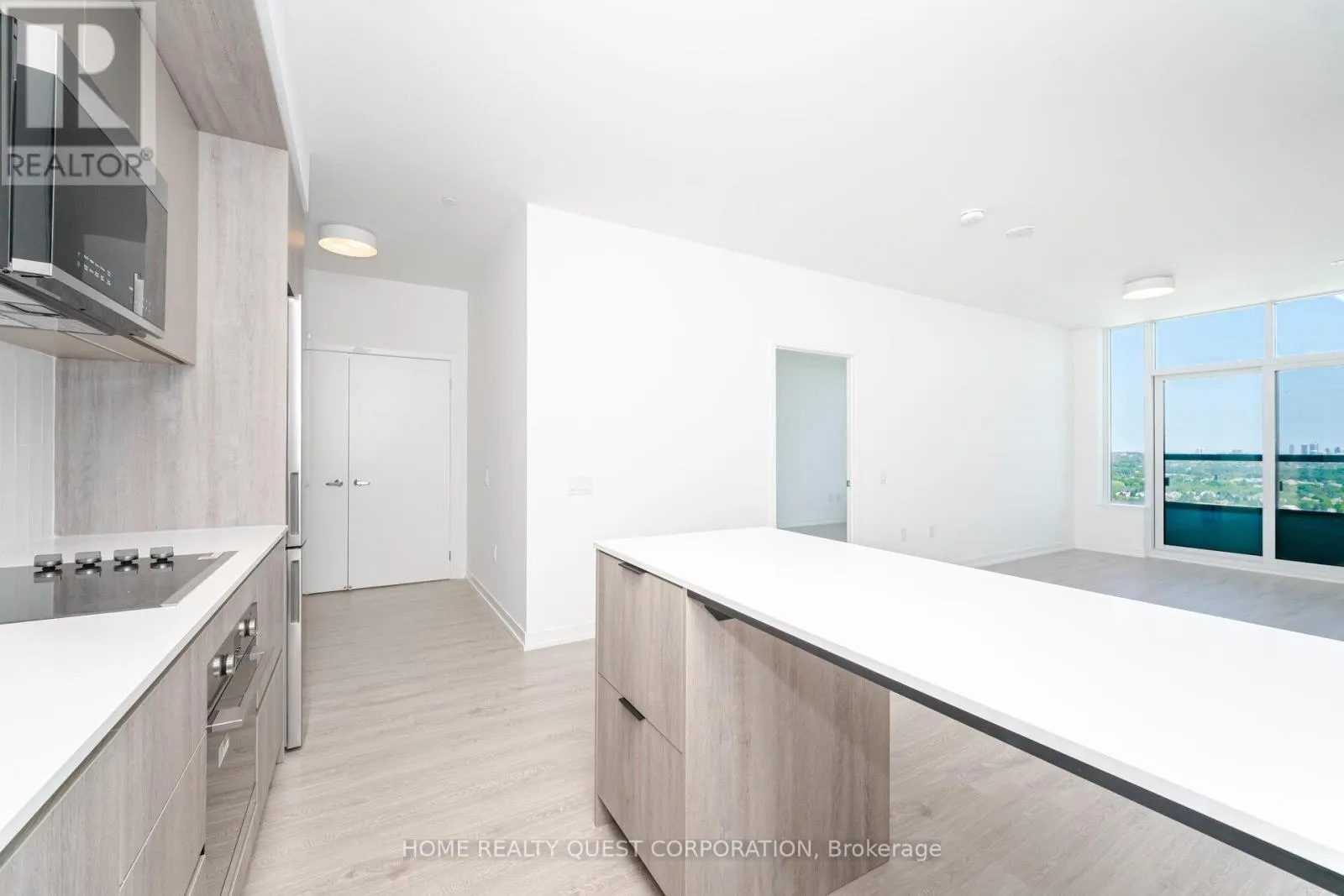 1510 - 2485 EGLINTON AVENUE W