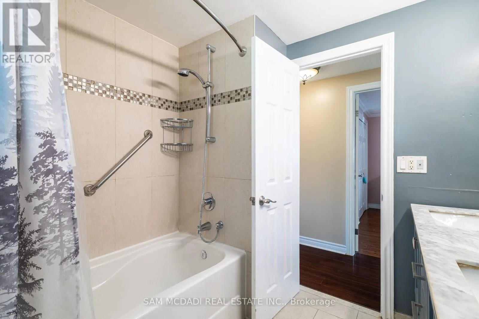 3183 VALCOURT CRESCENT