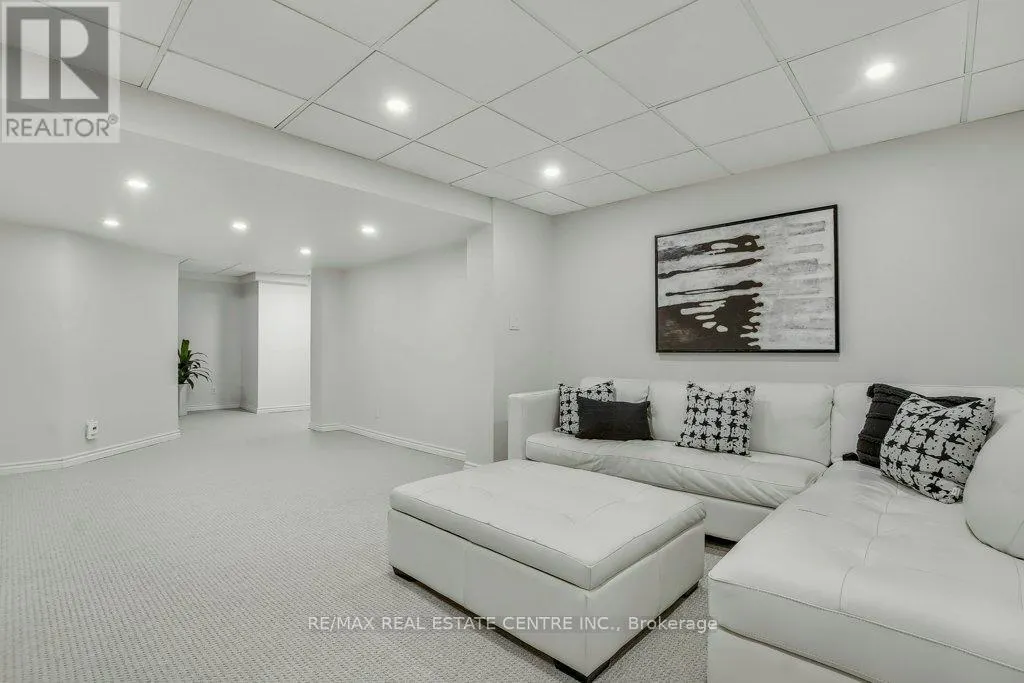 68 - 5480 GLEN ERIN DRIVE