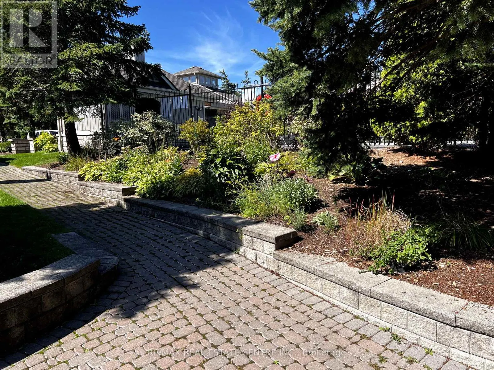 68 - 5480 GLEN ERIN DRIVE