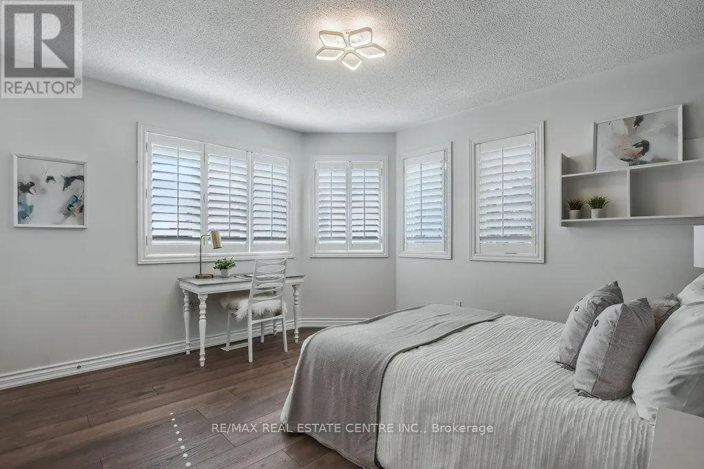 68 - 5480 GLEN ERIN DRIVE