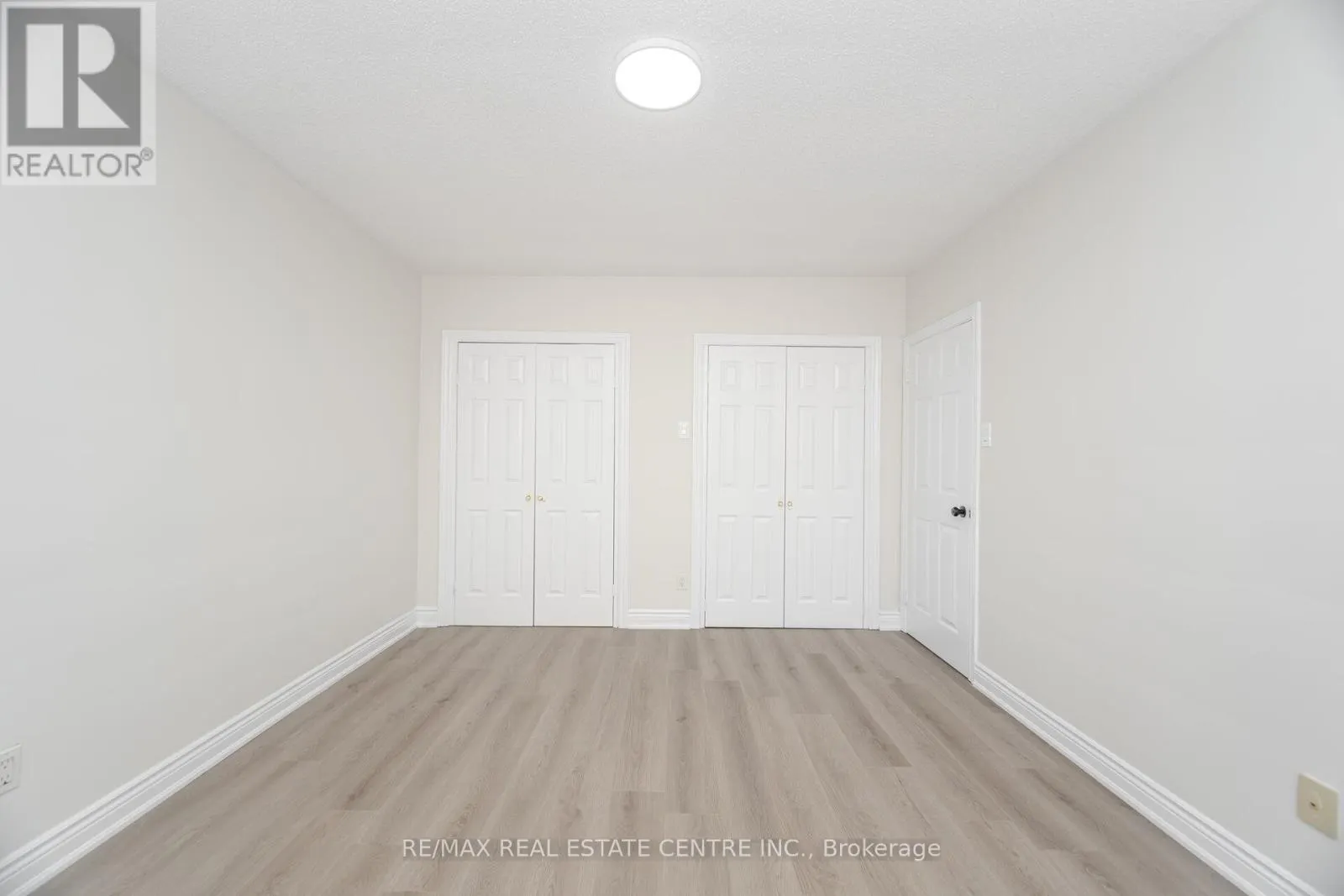 525 SWANN DRIVE