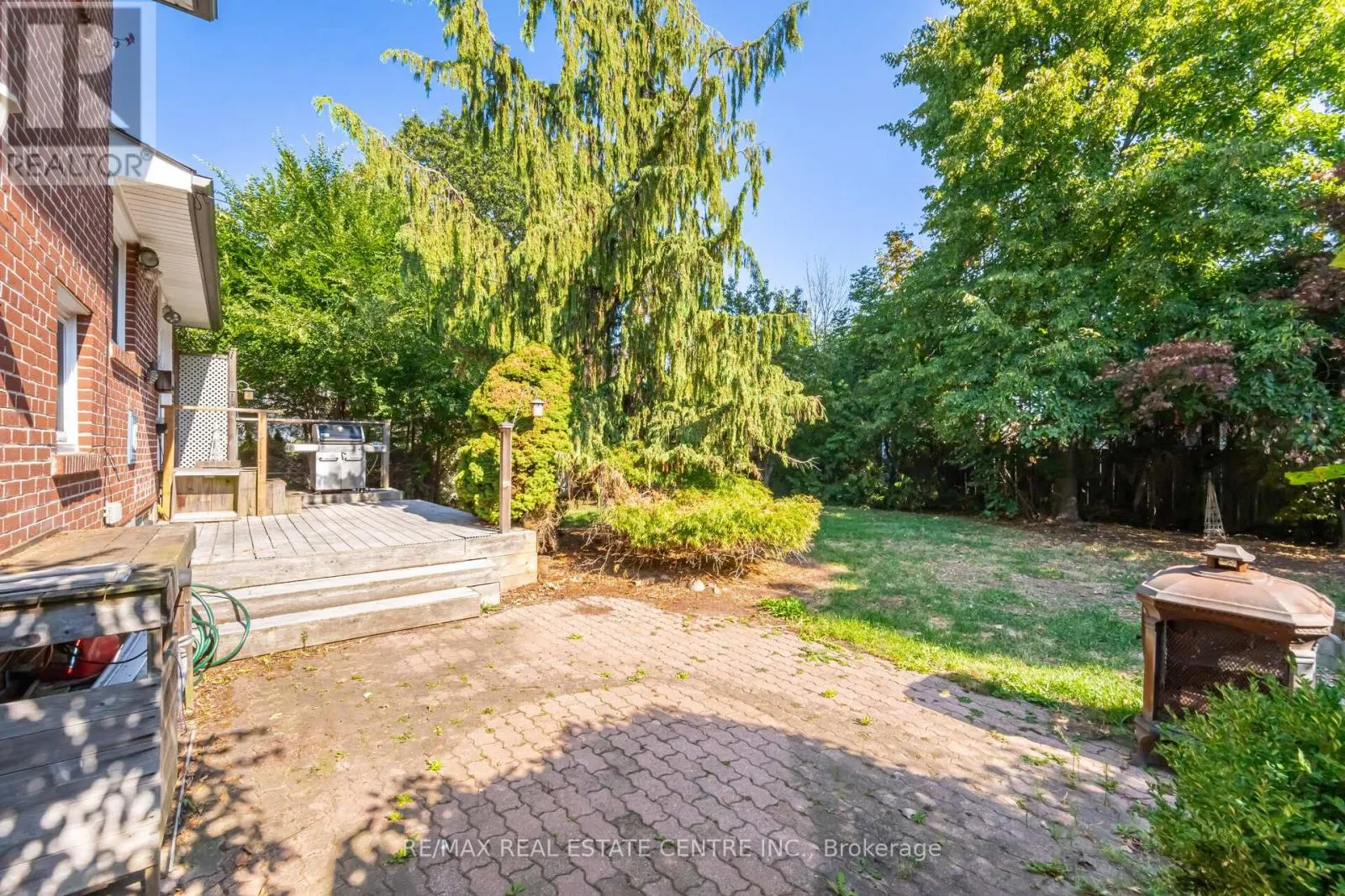 525 SWANN DRIVE