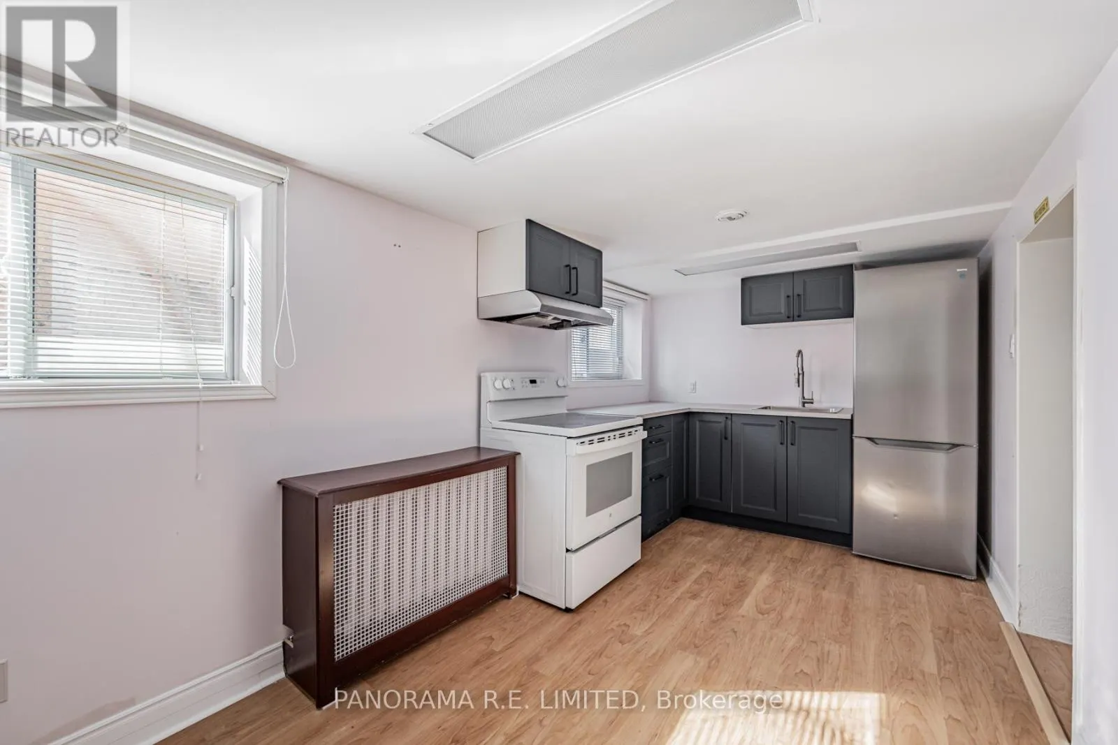 5 - 8 THIRTY THIRD STREET