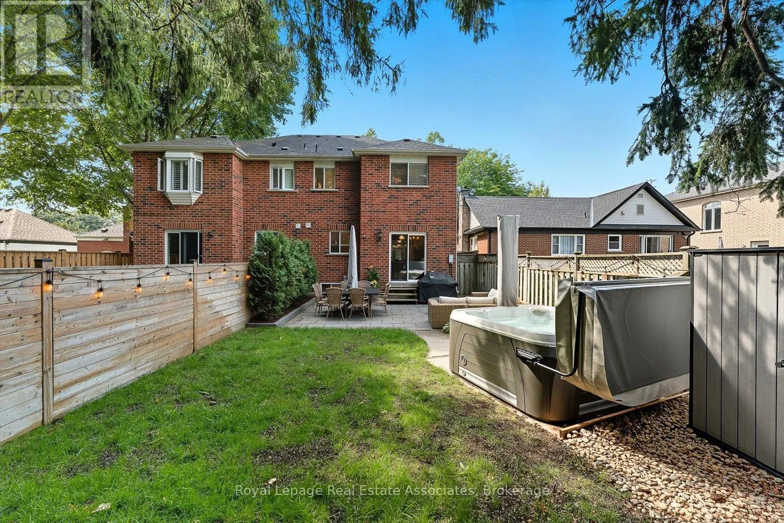 47A OAKWOOD AVENUE N