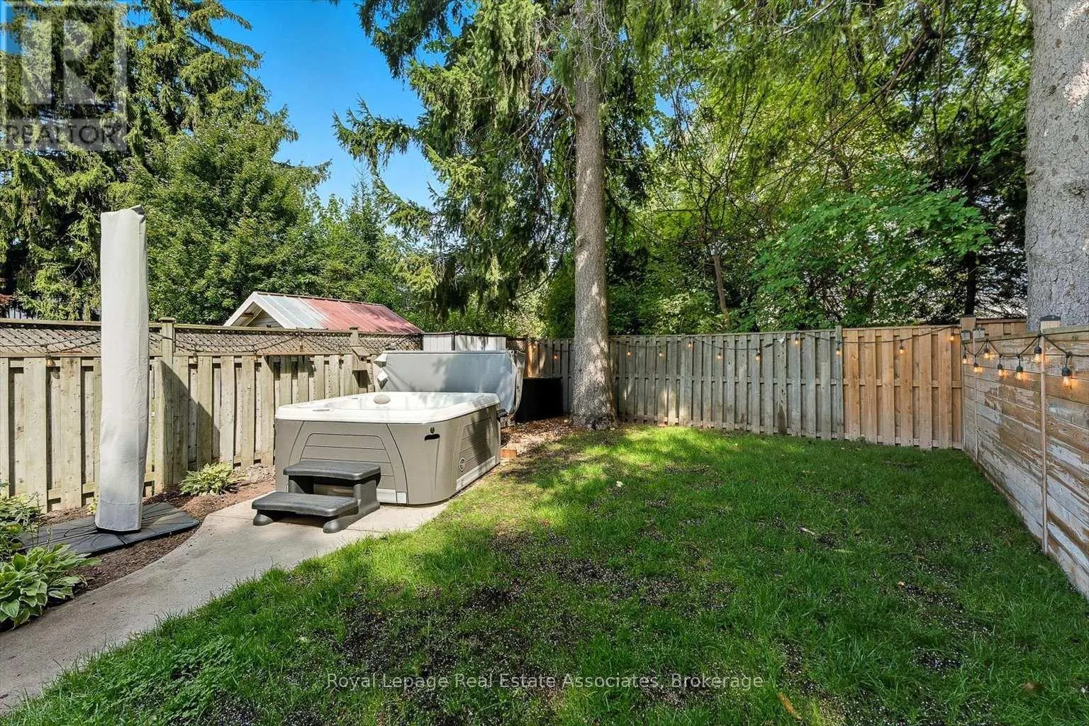 47A OAKWOOD AVENUE N