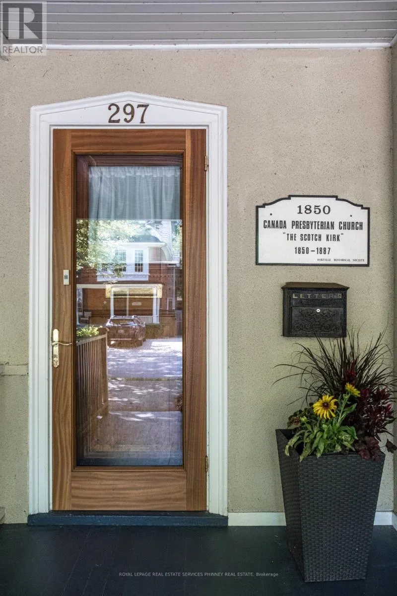297 WILLIAM STREET