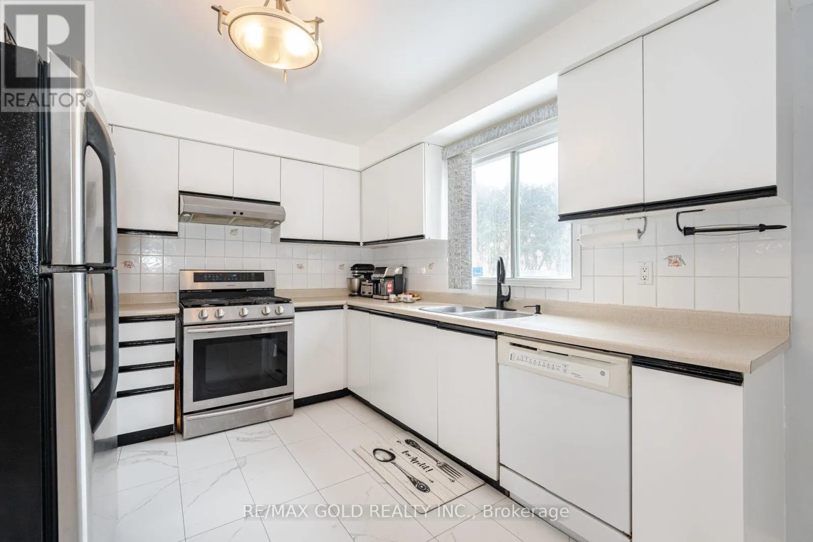 29 BRYDON CRESCENT