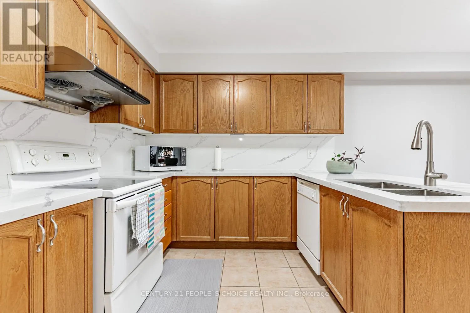 5 - 27 WEST DEAN PARK DRIVE