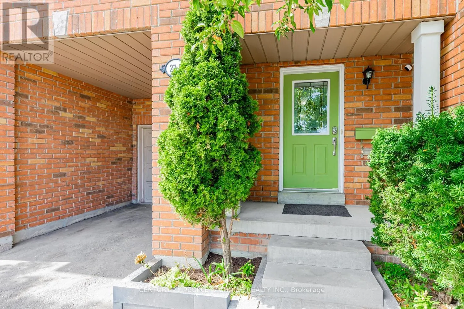 5 - 27 WEST DEAN PARK DRIVE