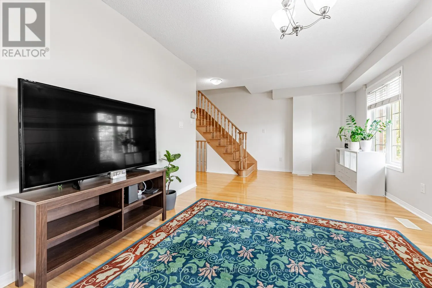 5 - 27 WEST DEAN PARK DRIVE