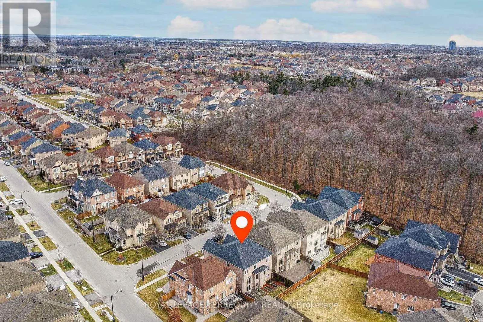 32 MISTYGLEN CRESCENT