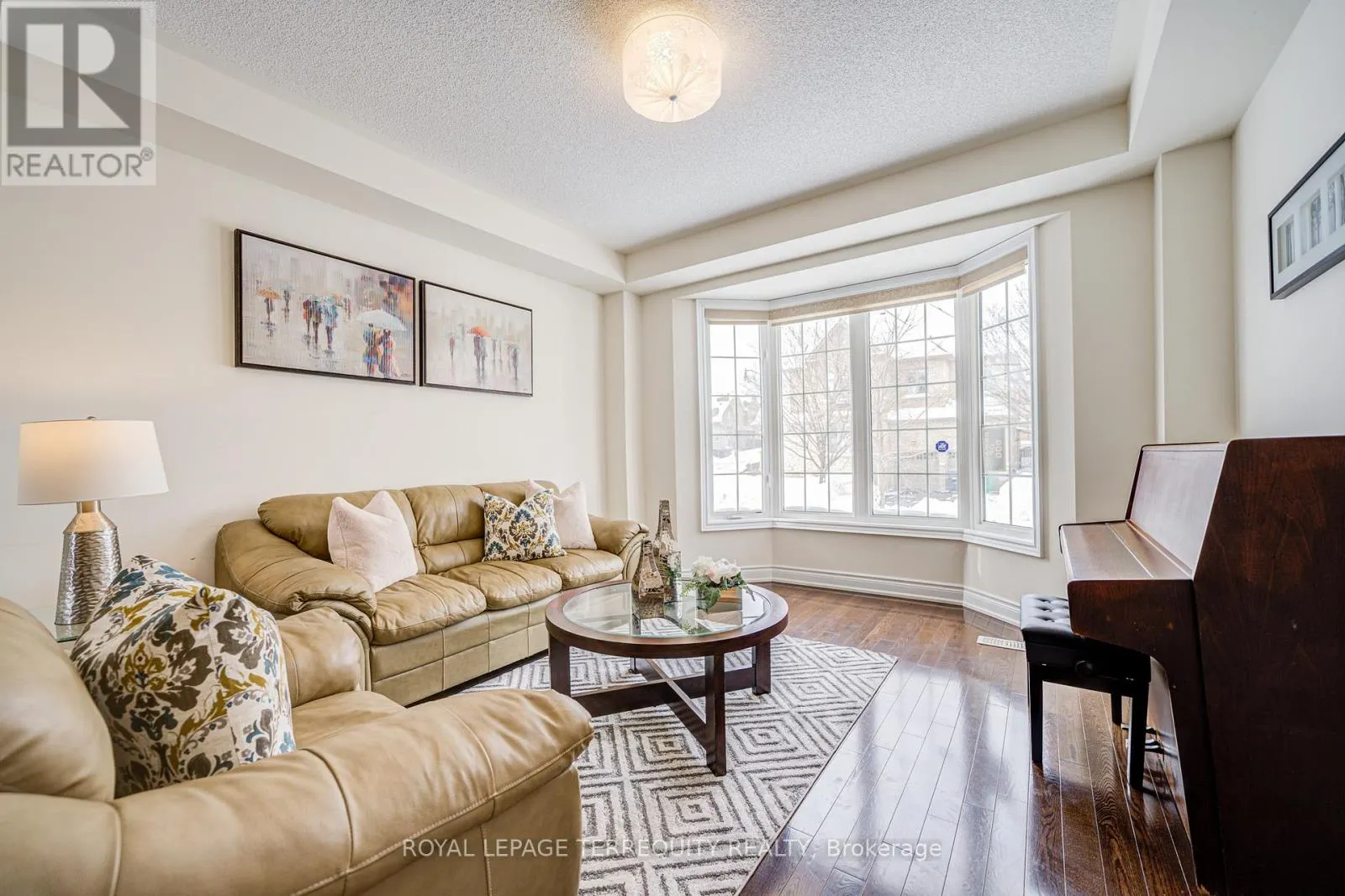 32 MISTYGLEN CRESCENT