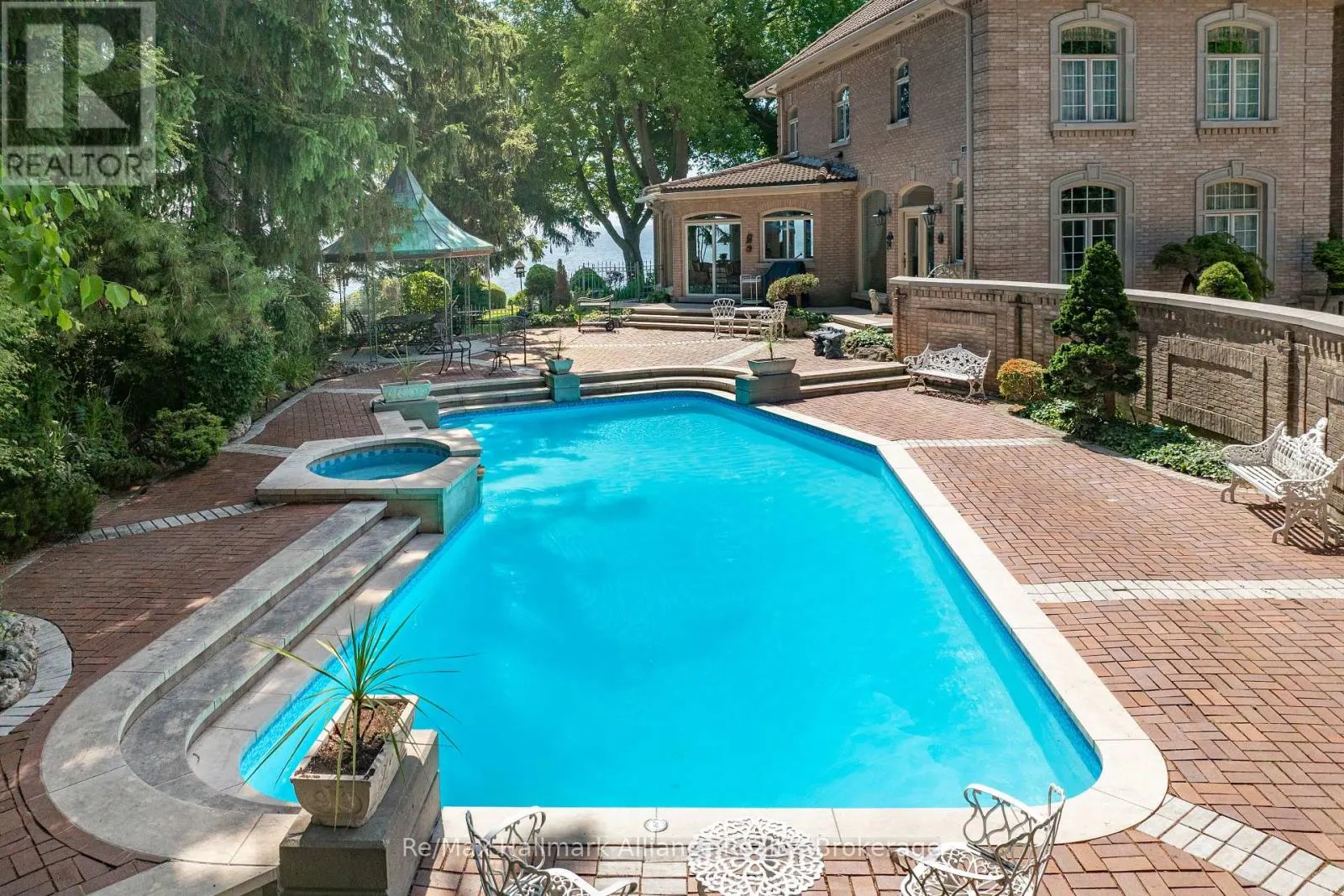 49 COX DRIVE