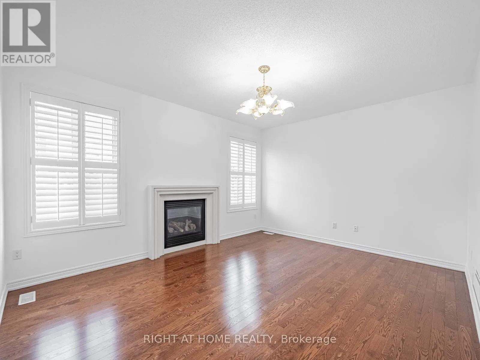 9 LISSON CRESCENT