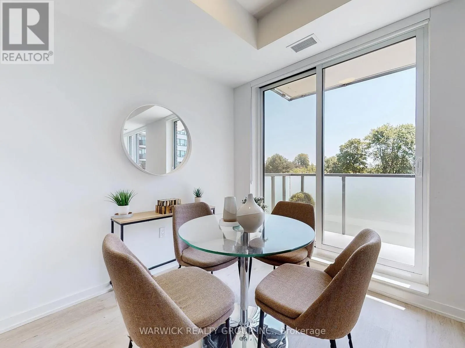 427 - 4365 BLOOR STREET W