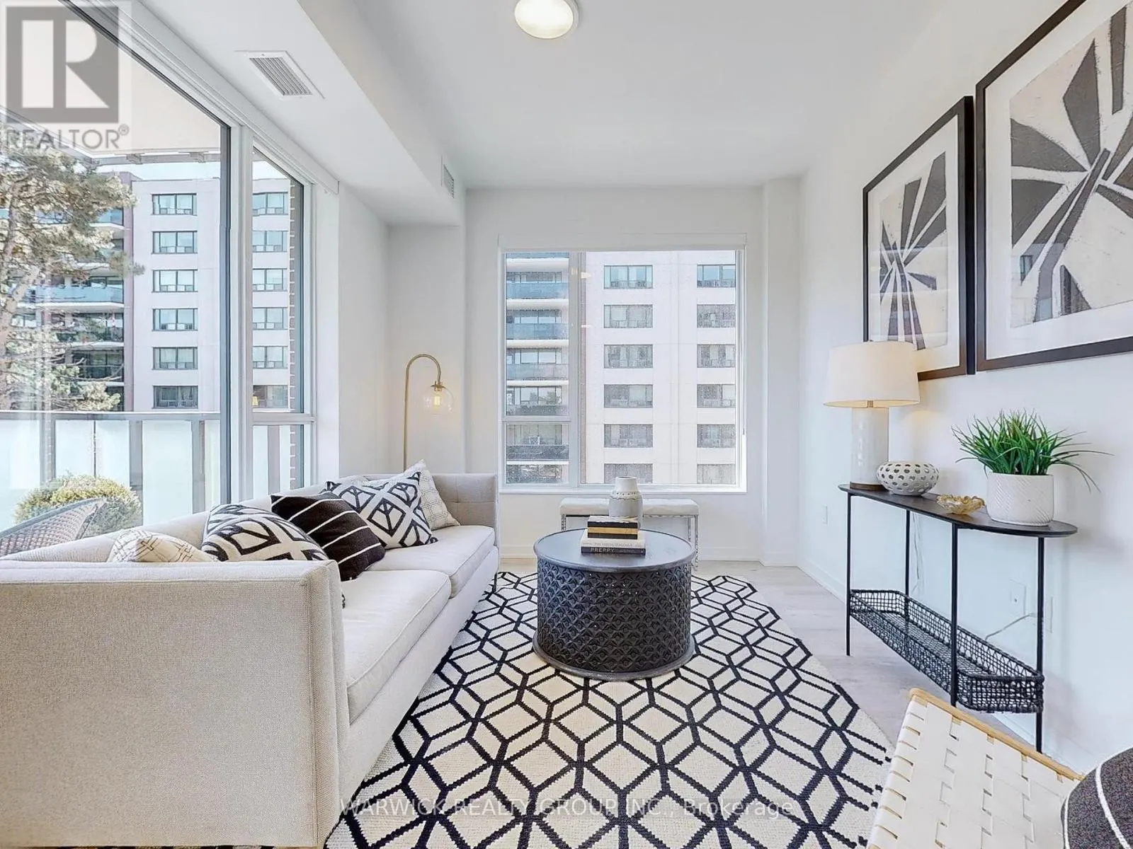 427 - 4365 BLOOR STREET W