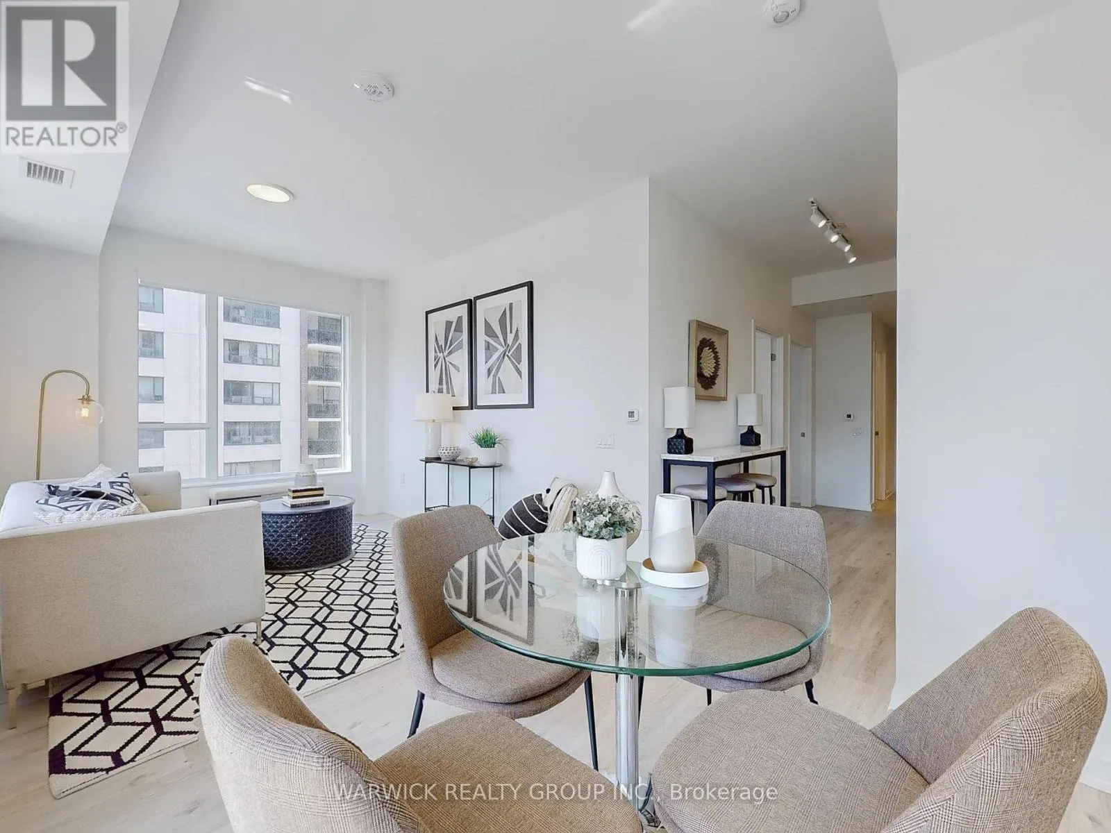 427 - 4365 BLOOR STREET W