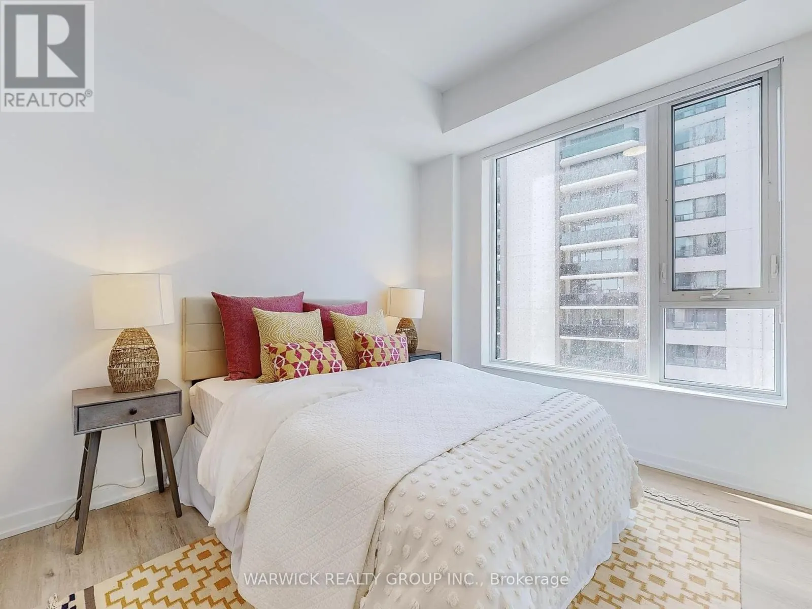 427 - 4365 BLOOR STREET W