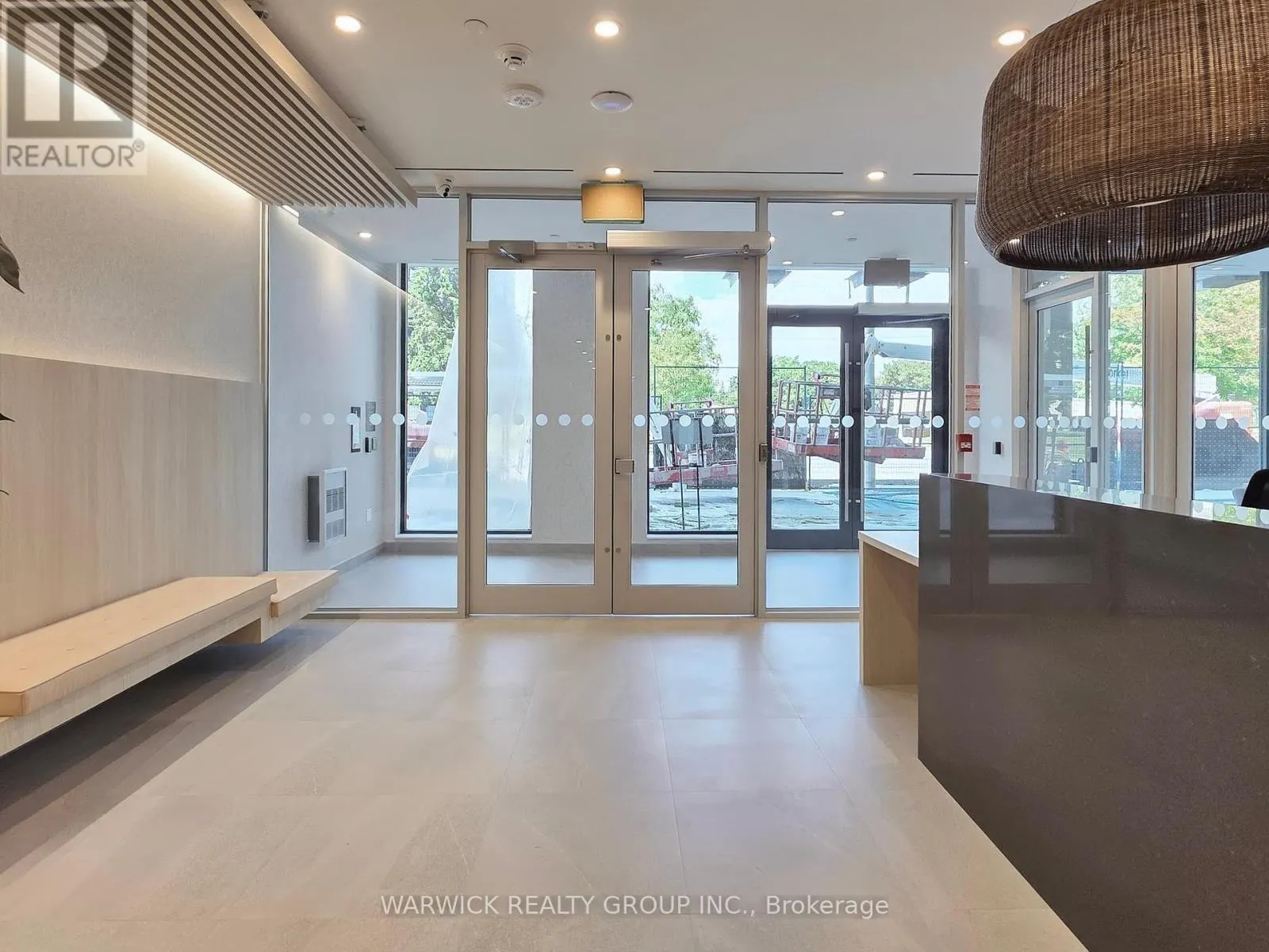 427 - 4365 BLOOR STREET W